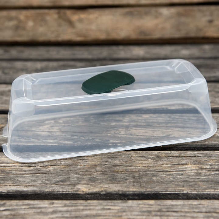 Drivhuslåg S, Praktisk vandingsåbning på siden. Fremstillet af genanvendt og genanvendelig plast.