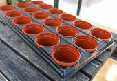 Pottebakke 18 potter terracottarød