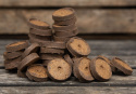 Kokosbriketter 50-pak, Fuldt bionedbrydelige kokosbriketter med et omsluttende net af cellulosefiber.